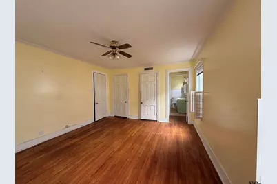 325 W 4th St, Tyler, TX 75701 - Photo 9