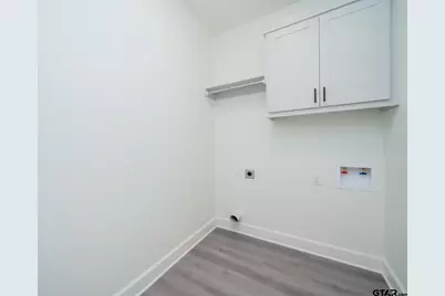 390 Alexander Street, Kilgore, TX 75662 - Photo 31