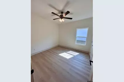 390 Alexander Street, Kilgore, TX 75662 - Photo 15