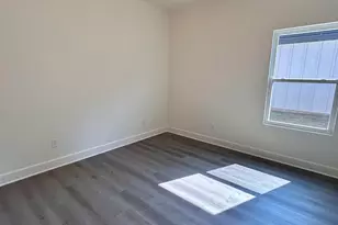 390 Alexander St, Kilgore, TX 75662 - Photo 17