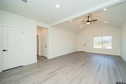 390 Alexander Street, Kilgore, TX 75662 - Photo 9