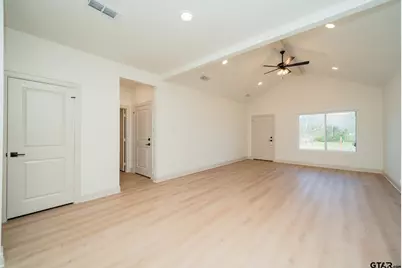 392 Alexander Street, Kilgore, TX 75662 - Photo 9