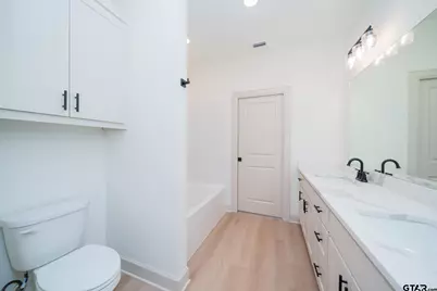 392 Alexander Street, Kilgore, TX 75662 - Photo 21