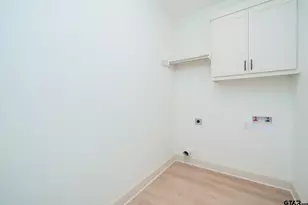 392 Alexander St, Kilgore, TX 75662 - Photo 31