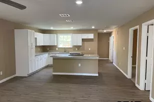 208 Lenox, Pittsburg, TX 75686 - Photo 3