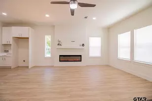 525 N Washington, Grand Saline, TX 75140 - Photo 7