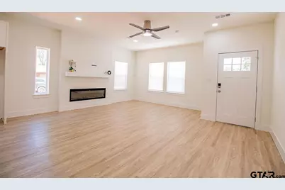 525 N Washington, Grand Saline, TX 75140 - Photo 5