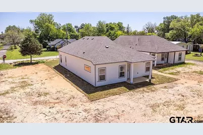 525 N Washington, Grand Saline, TX 75140 - Photo 3