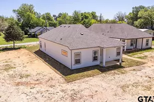 525 N Washington, Grand Saline, TX 75140 - Photo 3