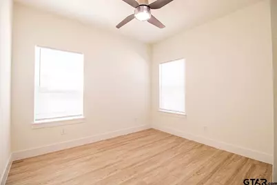 525 N Washington, Grand Saline, TX 75140 - Photo 19