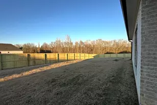 349 Brooks Dr, Gladewater, TX 75647 - Photo 39