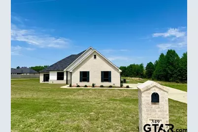 349 Brooks Dr, Gladewater, TX 75647 - Photo 41