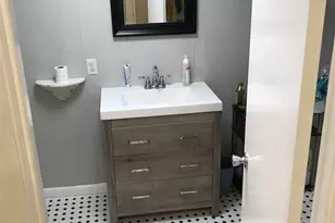 208 W Phillips Apt 300, Tyler, TX 75701 - Photo 5