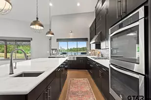 24116 Sun Ridge Rd, Lindale, TX 75771 - Photo 13