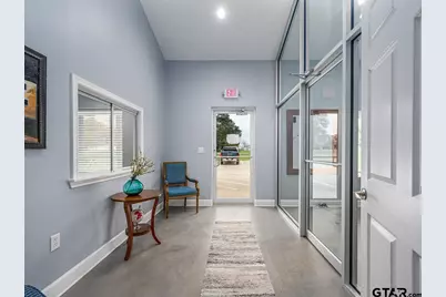 19025 Valley Drive - Salon Suite 6, Flint, TX 75762 - Photo 5