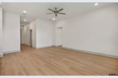 2245 Dogwood Park Blvd, Tyler, TX 75707 - Photo 9