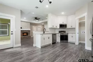 14127 Donna Dr, Brownsboro, TX 75756 - Photo 11