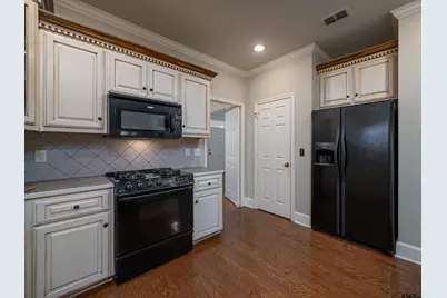 3950 Hanover Place, Tyler, TX 75701 - Photo 13