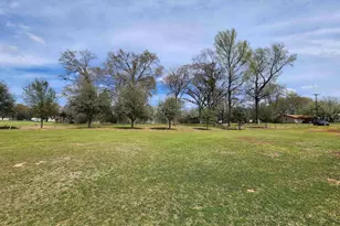 105 Easy St, Palestine, TX 75801 - Photo 1