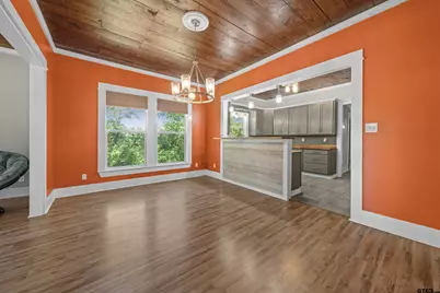 230 N Henderson, Rusk, TX 75785 - Photo 11