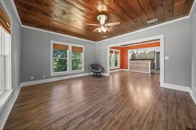 230 N Henderson, Rusk, TX 75785 - Photo 17