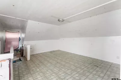 210 S Adams, Tyler, TX 75702 - Photo 23