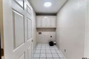 1881 Woodbridge Dr, Sulphur Springs, TX 75482 - Photo 15