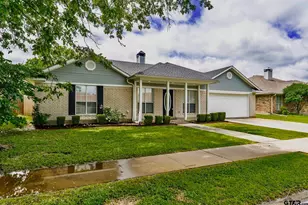 1881 Woodbridge Dr, Sulphur Springs, TX 75482 - Photo 3