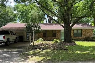 320 Bowers Street, Lindale, TX 75771 - Photo 1