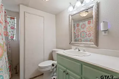 519 W Buchanan, Mineola, TX 75773 - Photo 39