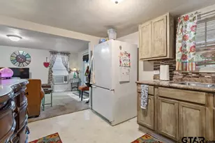 519 W Buchanan, Mineola, TX 75773 - Photo 37