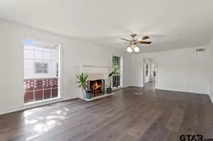 519 W Buchanan, Mineola, TX 75773 - Photo 5