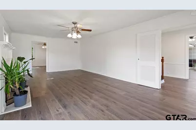 519 W Buchanan, Mineola, TX 75773 - Photo 7