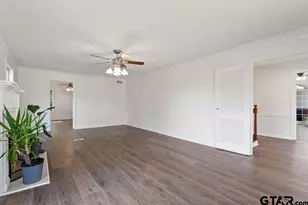 519 W Buchanan, Mineola, TX 75773 - Photo 7