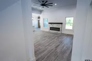 146 Hillcrest Dr, Gladewater, TX 75647 - Photo 7