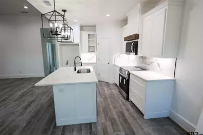 146 Hillcrest Dr, Gladewater, TX 75647 - Photo 9