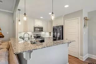 526 W Kingsway Dr, Overton, TX 75684 - Photo 9