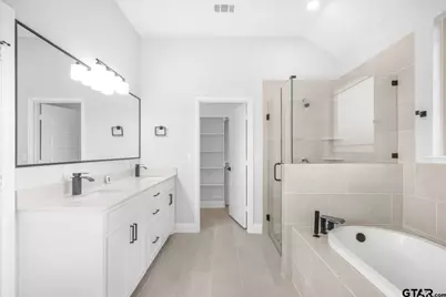 2062 County Road 1612, Alba, TX 75410 - Photo 11