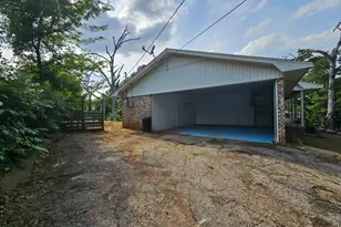 105 Glenwood Dr, Palestine, TX 75801 - Photo 3