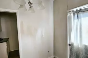 105 Glenwood Dr, Palestine, TX 75801 - Photo 5