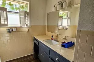 105 Glenwood Dr, Palestine, TX 75801 - Photo 17