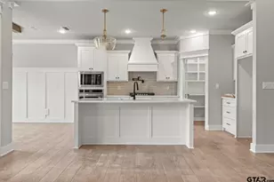 13998 Cedar Vis Ln, Tyler, TX 75704 - Photo 9