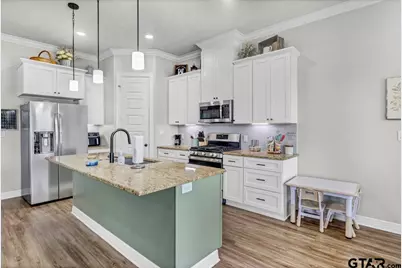 1802 Forestdale Boulevard, Whitehouse, TX 75791 - Photo 9