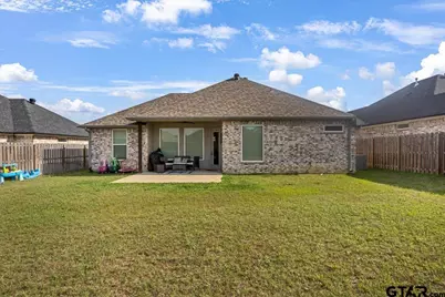 1802 Forestdale Boulevard, Whitehouse, TX 75791 - Photo 29