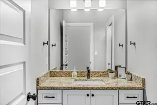 1802 Forestdale Blvd, Whitehouse, TX 75791 - Photo 17