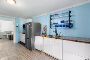 408 Morton, Palacios, TX 77465 - Photo 11