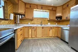 410 Hanes Blvd, Hughes Springs, TX 75656 - Photo 9