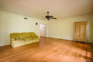 510 E Longview St, Arp, TX 75750 - Photo 17