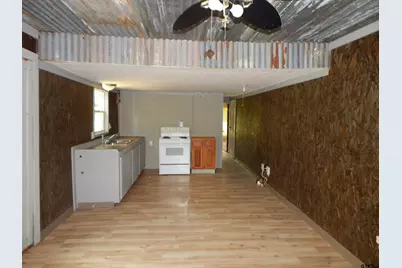 214 Lawrence, Gilmer, TX 75644 - Photo 5