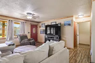 614 Maple, Cushing, TX 75760 - Photo 3